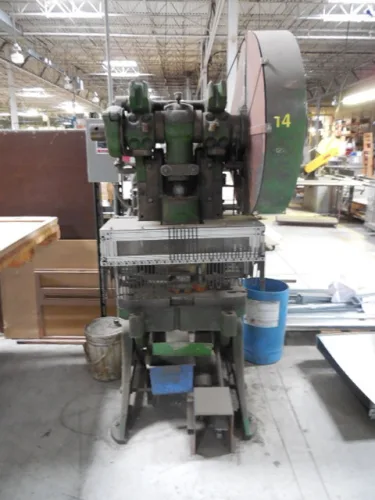 Photo #21 of METAL FABRICATION AND WOODWORKING EQUIPMENT OF CSC WORLDWIDE: A MANUFACTURE OF DISPLAY UNITS AND SHOW CASES