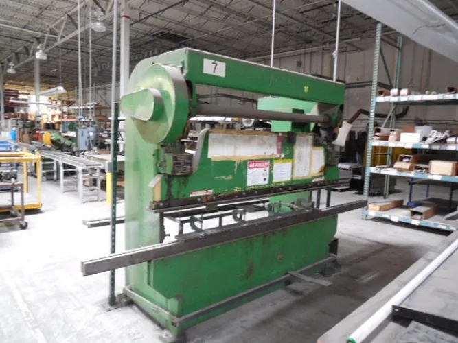 Photo #22 of METAL FABRICATION AND WOODWORKING EQUIPMENT OF CSC WORLDWIDE: A MANUFACTURE OF DISPLAY UNITS AND SHOW CASES
