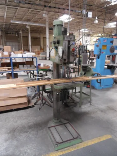 Photo #30 of METAL FABRICATION AND WOODWORKING EQUIPMENT OF CSC WORLDWIDE: A MANUFACTURE OF DISPLAY UNITS AND SHOW CASES