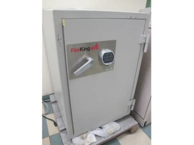 Photo #93 of FORMER ASSETS OF VICTOR GRAPHICS: OUTSTANDING OFFERING OF BOOK MANUFACTURING & PRINTING EQUIPMENT