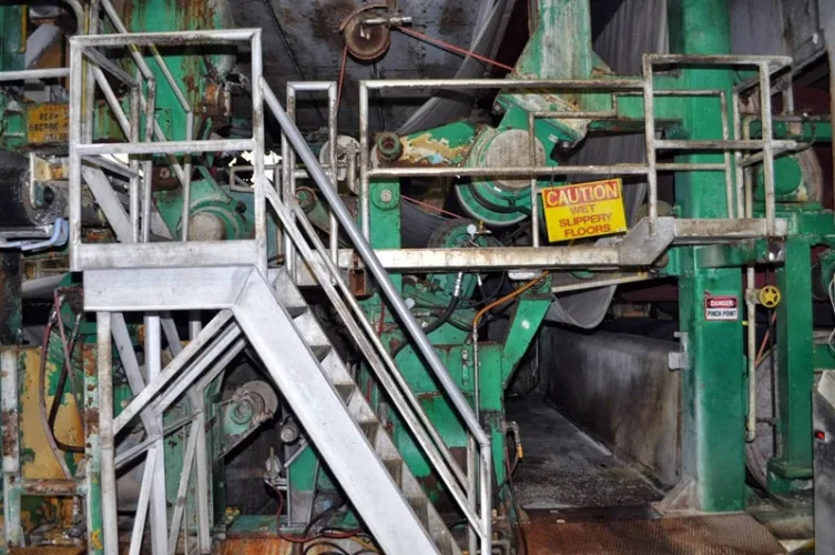Photo #6 of DAY 1 - CLOSURE OF A COMPLETE MAJOR PAPER MILL - HARBOR PAPER: COMPLETE 2 LINE PAPER MILL, FINISHING DEPARTMENT, MACHINE & FAB SHOPS & MUCH MORE. GREAT DEMO & SCRAP OPPORTUNITY