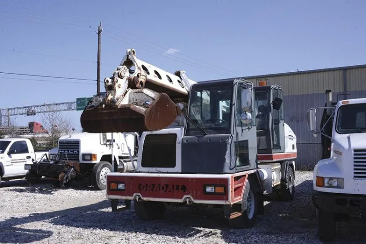 Photo #13 of EQUIPMENT FORMERLY USED BY BAYOU CITY RAIL, FEATURING: WHEEL LOADERS, BACKHOES, EXCAVATORS, FORKLIFTS, TRACTORS, TRUCKS, PICKUP TRUCKS, TRAILERS, AIR COMPRESSORS, HUGE QUANTITY OF TOOLS & MUCH MORE