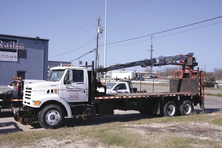 Photo #29 of EQUIPMENT FORMERLY USED BY BAYOU CITY RAIL, FEATURING: WHEEL LOADERS, BACKHOES, EXCAVATORS, FORKLIFTS, TRACTORS, TRUCKS, PICKUP TRUCKS, TRAILERS, AIR COMPRESSORS, HUGE QUANTITY OF TOOLS & MUCH MORE