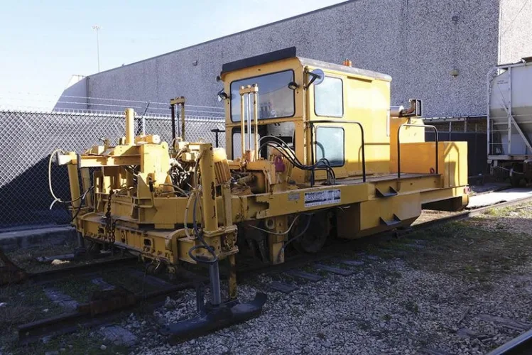 Photo #68 of EQUIPMENT FORMERLY USED BY BAYOU CITY RAIL, FEATURING: WHEEL LOADERS, BACKHOES, EXCAVATORS, FORKLIFTS, TRACTORS, TRUCKS, PICKUP TRUCKS, TRAILERS, AIR COMPRESSORS, HUGE QUANTITY OF TOOLS & MUCH MORE