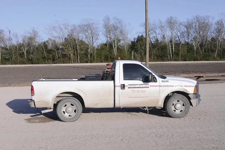 Photo #69 of EQUIPMENT FORMERLY USED BY BAYOU CITY RAIL, FEATURING: WHEEL LOADERS, BACKHOES, EXCAVATORS, FORKLIFTS, TRACTORS, TRUCKS, PICKUP TRUCKS, TRAILERS, AIR COMPRESSORS, HUGE QUANTITY OF TOOLS & MUCH MORE