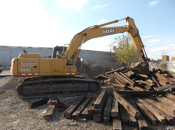 Photo #76 of EQUIPMENT FORMERLY USED BY BAYOU CITY RAIL, FEATURING: WHEEL LOADERS, BACKHOES, EXCAVATORS, FORKLIFTS, TRACTORS, TRUCKS, PICKUP TRUCKS, TRAILERS, AIR COMPRESSORS, HUGE QUANTITY OF TOOLS & MUCH MORE