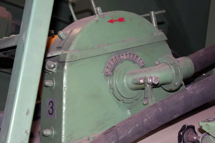 Photo #16 of CHIP MAKING AND FABRICATING MACHINERY AUCTION: SHOT BLAST SYSTEMS, LASERS, LATHES, MILLS, THERMAL OXIDIZER, BRAKES, PRESS BRAKES, CRIMPING MACHINE, EDM, KILN, GRINDERS, INDUCTION HEATING SYSTEM,  PUNCH, PARTS WASHER &  MUCH MORE