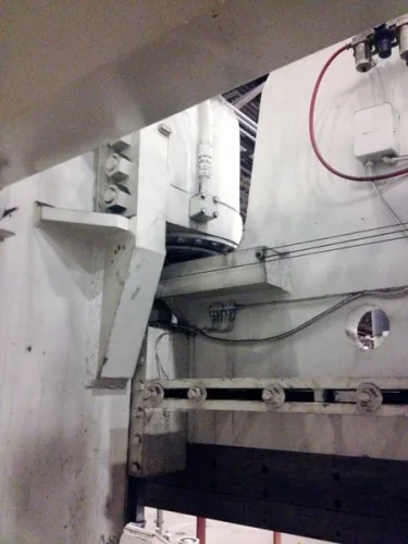 Photo #25 of CHIP MAKING AND FABRICATING MACHINERY AUCTION: SHOT BLAST SYSTEMS, LASERS, LATHES, MILLS, THERMAL OXIDIZER, BRAKES, PRESS BRAKES, CRIMPING MACHINE, EDM, KILN, GRINDERS, INDUCTION HEATING SYSTEM,  PUNCH, PARTS WASHER &  MUCH MORE