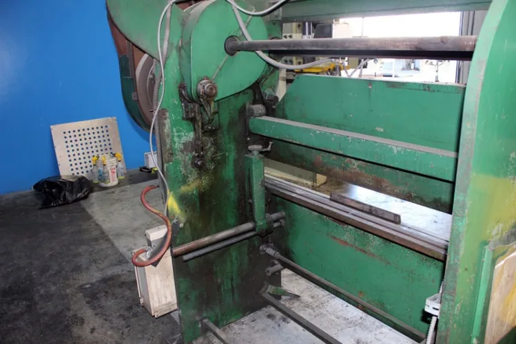 Photo #90 of CHIP MAKING AND FABRICATING MACHINERY AUCTION: SHOT BLAST SYSTEMS, LASERS, LATHES, MILLS, THERMAL OXIDIZER, BRAKES, PRESS BRAKES, CRIMPING MACHINE, EDM, KILN, GRINDERS, INDUCTION HEATING SYSTEM,  PUNCH, PARTS WASHER &  MUCH MORE