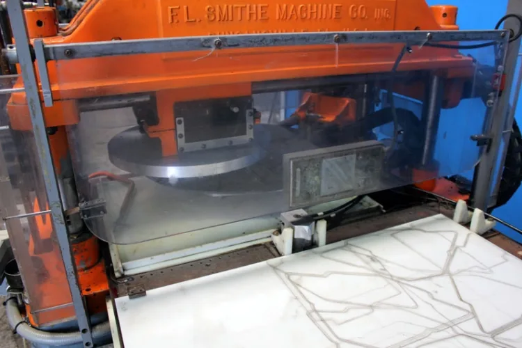 Photo #184 of CHIP MAKING AND FABRICATING MACHINERY AUCTION: SHOT BLAST SYSTEMS, LASERS, LATHES, MILLS, THERMAL OXIDIZER, BRAKES, PRESS BRAKES, CRIMPING MACHINE, EDM, KILN, GRINDERS, INDUCTION HEATING SYSTEM,  PUNCH, PARTS WASHER &  MUCH MORE