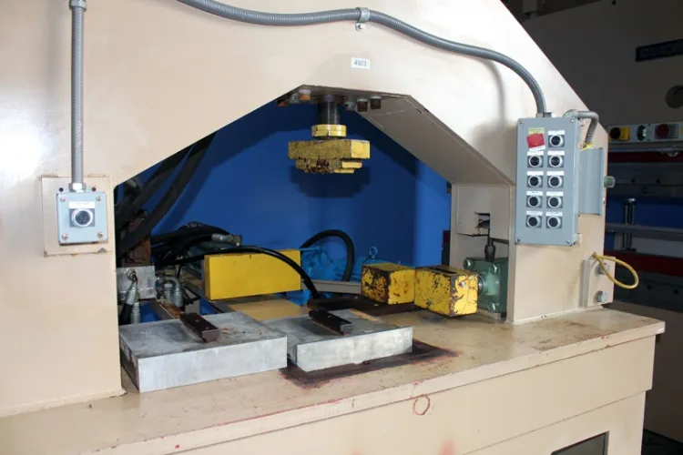 Photo #192 of CHIP MAKING AND FABRICATING MACHINERY AUCTION: SHOT BLAST SYSTEMS, LASERS, LATHES, MILLS, THERMAL OXIDIZER, BRAKES, PRESS BRAKES, CRIMPING MACHINE, EDM, KILN, GRINDERS, INDUCTION HEATING SYSTEM,  PUNCH, PARTS WASHER &  MUCH MORE