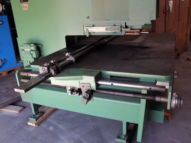 Photo #197 of CHIP MAKING AND FABRICATING MACHINERY AUCTION: SHOT BLAST SYSTEMS, LASERS, LATHES, MILLS, THERMAL OXIDIZER, BRAKES, PRESS BRAKES, CRIMPING MACHINE, EDM, KILN, GRINDERS, INDUCTION HEATING SYSTEM,  PUNCH, PARTS WASHER &  MUCH MORE