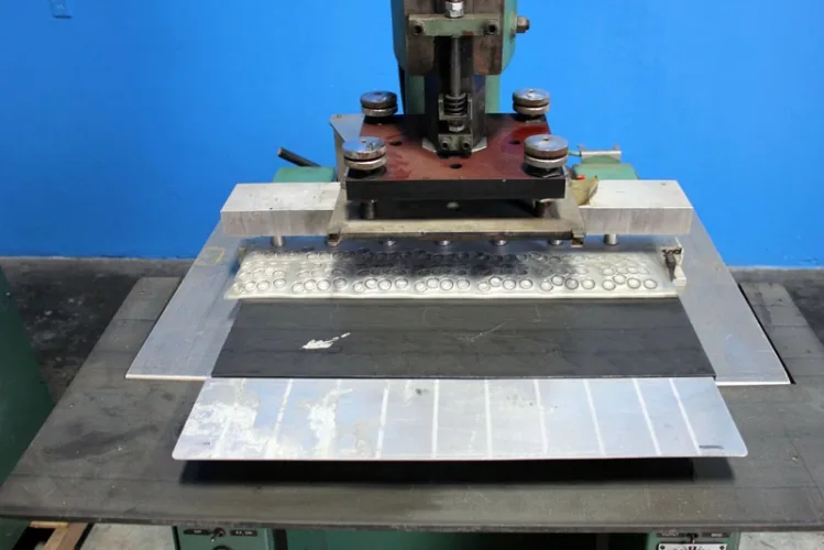 Photo #279 of CHIP MAKING AND FABRICATING MACHINERY AUCTION: SHOT BLAST SYSTEMS, LASERS, LATHES, MILLS, THERMAL OXIDIZER, BRAKES, PRESS BRAKES, CRIMPING MACHINE, EDM, KILN, GRINDERS, INDUCTION HEATING SYSTEM,  PUNCH, PARTS WASHER &  MUCH MORE