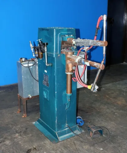 Photo #290 of CHIP MAKING AND FABRICATING MACHINERY AUCTION: SHOT BLAST SYSTEMS, LASERS, LATHES, MILLS, THERMAL OXIDIZER, BRAKES, PRESS BRAKES, CRIMPING MACHINE, EDM, KILN, GRINDERS, INDUCTION HEATING SYSTEM,  PUNCH, PARTS WASHER &  MUCH MORE