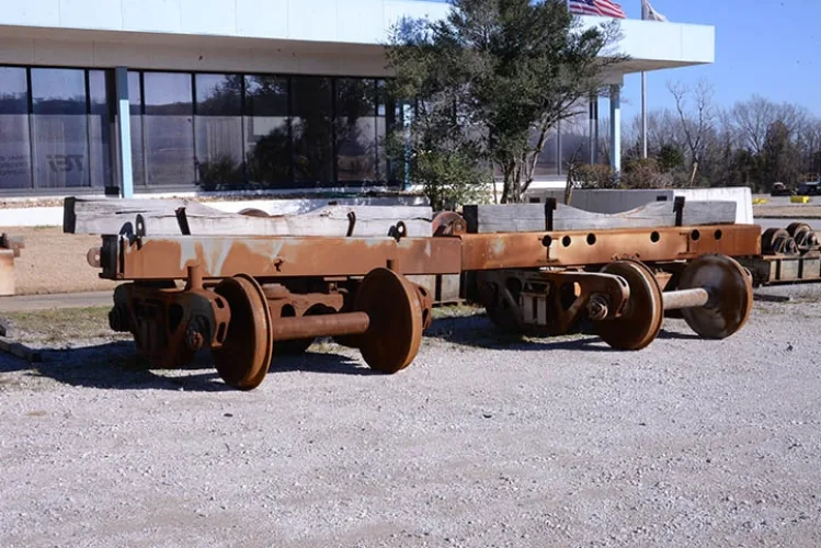 Photo #16 of THERMAL ENGINEERING INTERNATIONAL, LARGE CAPACITY HEAT EXCHANGER MANUFACTURER INCLUDING: LARGE CAPACITY FABRICATING EQUIPMENT, PLATE ROLLS, WELDING MANIPULATORS & MUCH MORE!