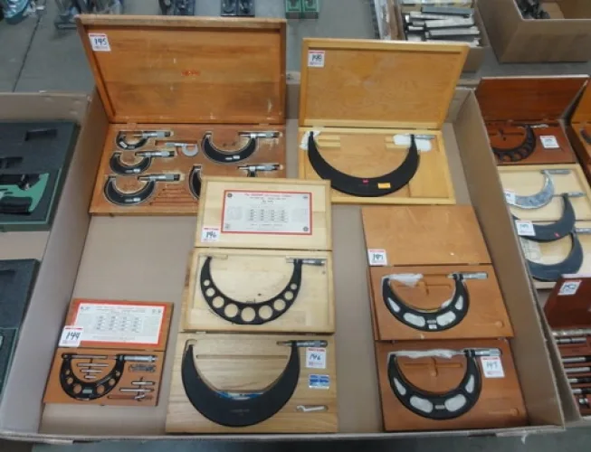 Photo #10 of SURPLUS INSPECTION, TEST & MEASUREMENT AND SUPPORT EQUIPMENT FROM IBM