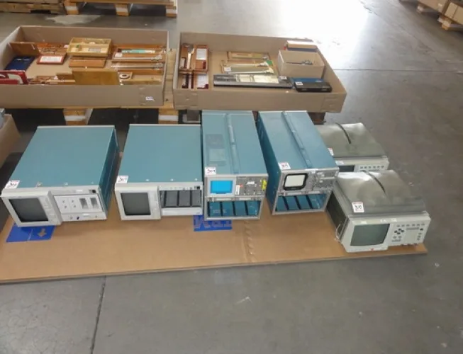 Photo #23 of SURPLUS INSPECTION, TEST & MEASUREMENT AND SUPPORT EQUIPMENT FROM IBM