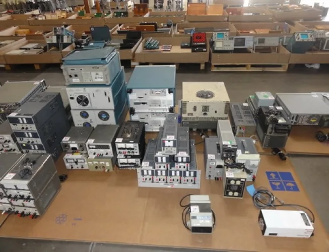Photo #25 of SURPLUS INSPECTION, TEST & MEASUREMENT AND SUPPORT EQUIPMENT FROM IBM