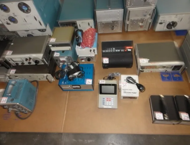 Photo #28 of SURPLUS INSPECTION, TEST & MEASUREMENT AND SUPPORT EQUIPMENT FROM IBM