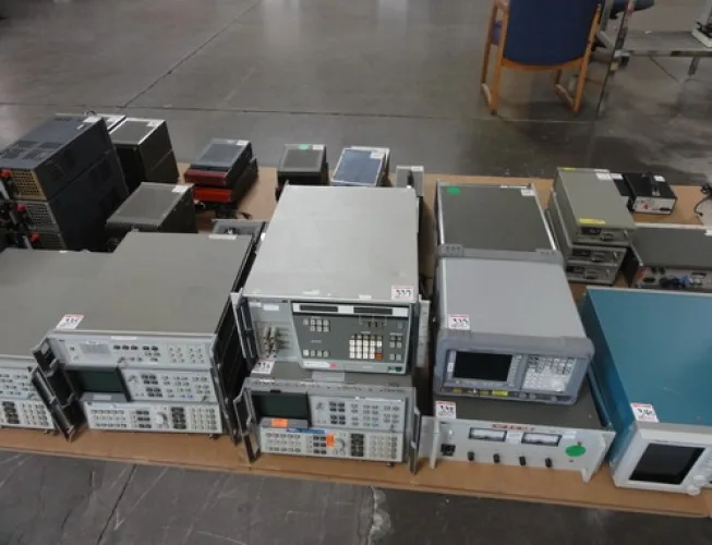 Photo #31 of SURPLUS INSPECTION, TEST & MEASUREMENT AND SUPPORT EQUIPMENT FROM IBM