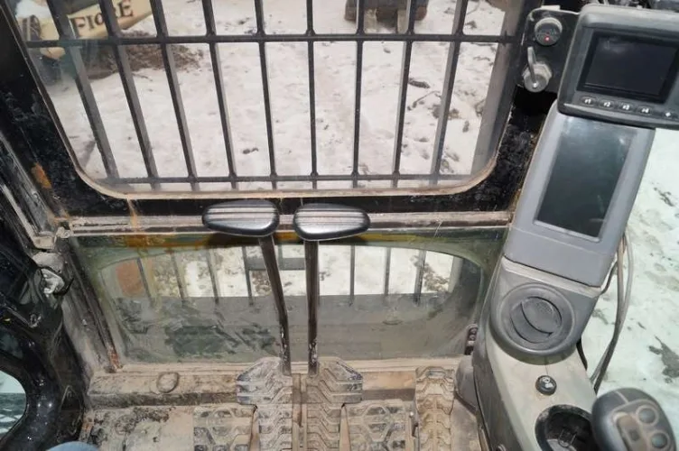 Photo #13 of UPON INSTRUCTION OF THE LESSOR (UTICA LEASECO, LLC) EQUIPMENT PREVIOUSLY UTILIZED BY T. FIORE DEMOLITION, INC.: (2) CAT HYDRAULIC EXCAVATORS, CASE BULL DOZER, TEREX SINGLE DRUM VIBRATORY COMPACTOR, DAEWOO FRONT END LOADER & MUCH MORE.