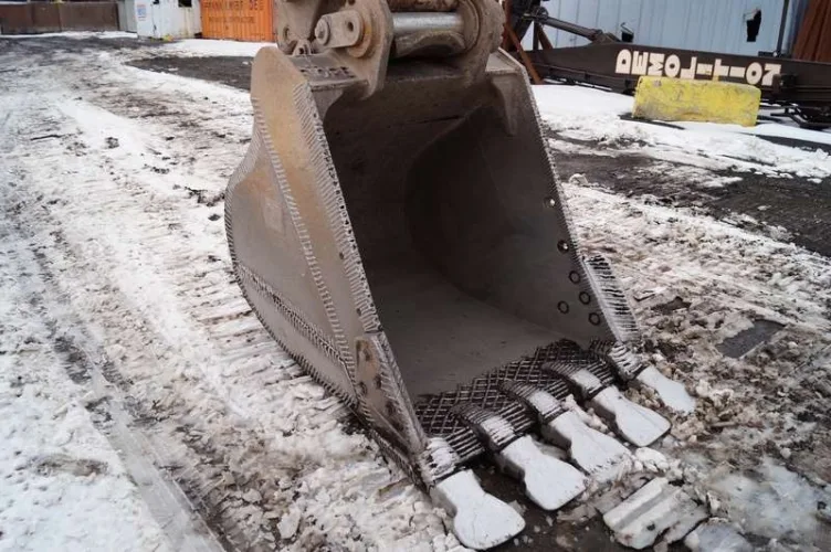 Photo #35 of UPON INSTRUCTION OF THE LESSOR (UTICA LEASECO, LLC) EQUIPMENT PREVIOUSLY UTILIZED BY T. FIORE DEMOLITION, INC.: (2) CAT HYDRAULIC EXCAVATORS, CASE BULL DOZER, TEREX SINGLE DRUM VIBRATORY COMPACTOR, DAEWOO FRONT END LOADER & MUCH MORE.