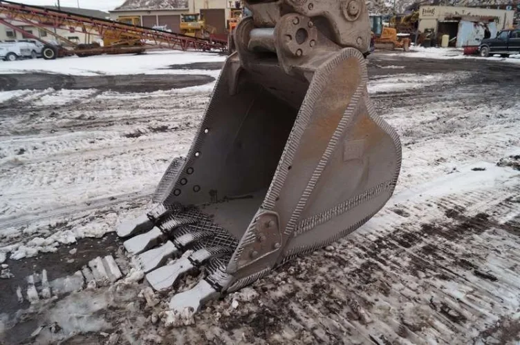 Photo #37 of UPON INSTRUCTION OF THE LESSOR (UTICA LEASECO, LLC) EQUIPMENT PREVIOUSLY UTILIZED BY T. FIORE DEMOLITION, INC.: (2) CAT HYDRAULIC EXCAVATORS, CASE BULL DOZER, TEREX SINGLE DRUM VIBRATORY COMPACTOR, DAEWOO FRONT END LOADER & MUCH MORE.