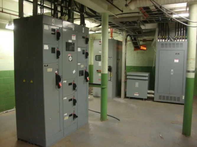 Photo #92 of 2-DAY AUCTION - FORMERLY BOWATER MERSEY PAPER CO LTD, FEATURING: MODERN TMP PLANT W. 22,000 HP REFINERS/(2) PAPER MACHINES/MODERN CHIP HANDLING EQUIPMENT & MUCH MORE