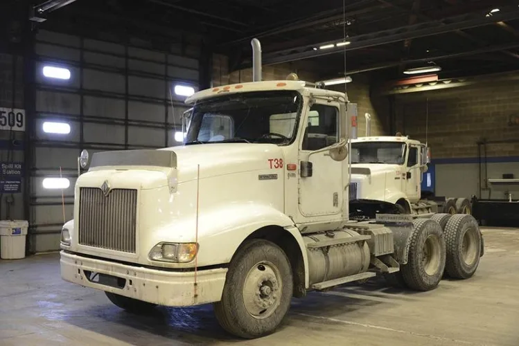 Photo #5 of DOMINICK'S - COMPLETE LIQUIDATION OF TRUCK & REEFER TRAILER FLEET DUE TO FACILITY CLOSING