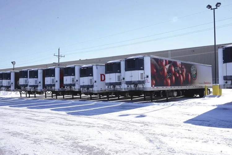 Photo #15 of DOMINICK'S - COMPLETE LIQUIDATION OF TRUCK & REEFER TRAILER FLEET DUE TO FACILITY CLOSING