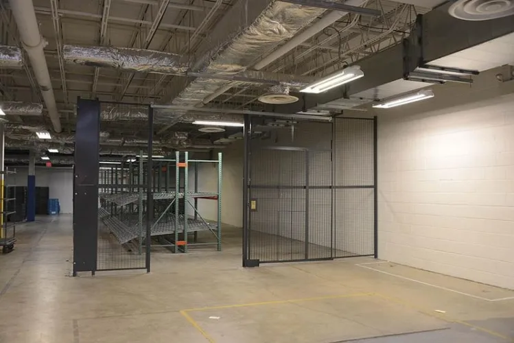 Photo #272 of DUE TO PLANT CLOASURE, CIBA VISION CORPORATION: A CONTACT LENS MANUFACTURER - 290,000 SQ. FT. FACILITY