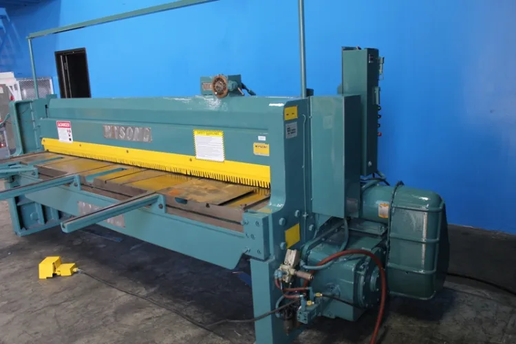 Photo #34 of HEAVY DUTY INDUSTRIAL METALWORKING MACHINERY AUCTION: PRESS BRAKES, GRINDERS, LATHES, MILLS, NOTCHERS, COIL REELS & MUCH MORE!