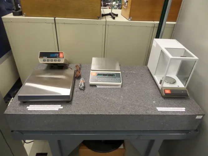 Photo #42 of 2-DAY GLOBAL ONLINE AUCTION - DAY #1: ASSETS NO LONGER REQUIRED IN THE CONTINUED OPERATIONS OF QUANTUM, LEADER IN DATA PROTECTION AND BIG DATA MANAGEMENT SOLUTIONS TO INCLUDE HUNDREDS OF LOTS OF MACHINE TOOLS AND CALIBRATION EQUIPMENT.