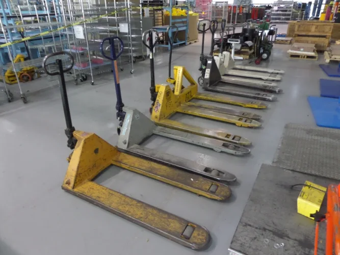 Photo #74 of 2-DAY GLOBAL ONLINE AUCTION - DAY #1: ASSETS NO LONGER REQUIRED IN THE CONTINUED OPERATIONS OF QUANTUM, LEADER IN DATA PROTECTION AND BIG DATA MANAGEMENT SOLUTIONS TO INCLUDE HUNDREDS OF LOTS OF MACHINE TOOLS AND CALIBRATION EQUIPMENT.