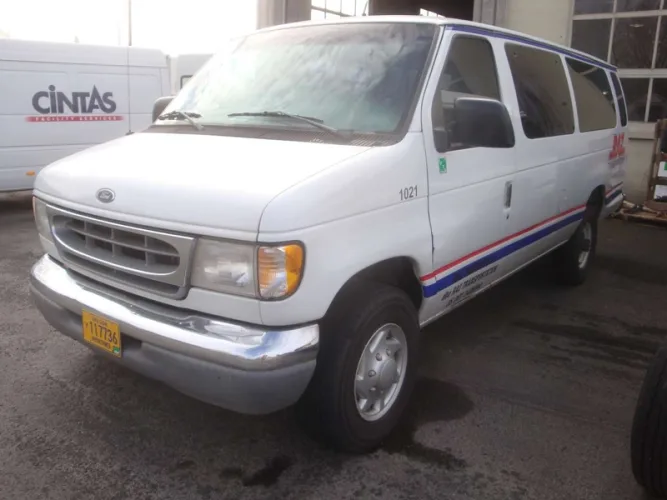 Photo #22 of RAZ TRANSPORTATION - (49) EXCEPTIONALLY WELL MAINTAINED MOTOR COACHES AS NEW AS 2008