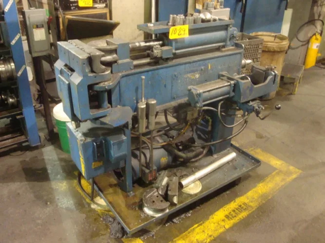 Photo #21 of DUE TO CLOSING OF MAJOR TIER ONE AUTOMOTIVE SUPPLIER: MUFFLER MANUFACTURING EQUIPMENT, MILLING MACHINES, BENDERS, WIRE FORMING, PRESSES, SERVO FEEDS, FAB & MACHINE SHOP EQUIPMENT, PACKAGING & MUCH MORE