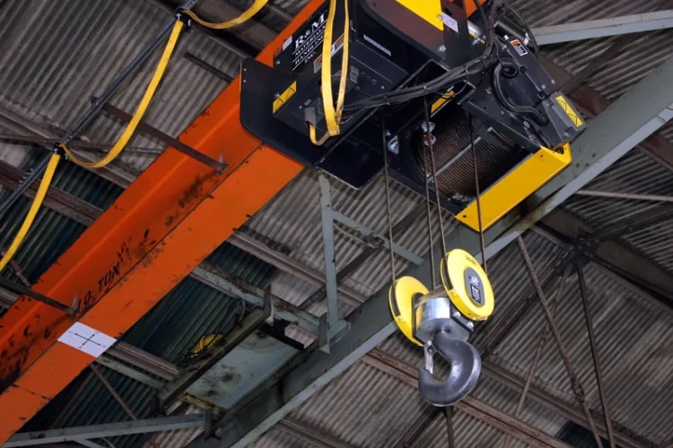 Photo #4 of OVERHEAD BRIDGE CRANES - 5 - 15 TON R & M MATERIALS HANDLING INC., CRANEVEYOR, SHAW, YALE, ACCO & MORE