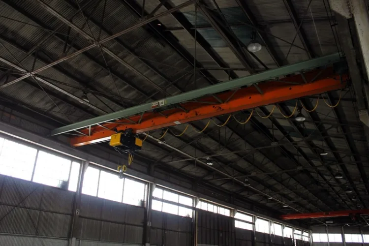 Photo #8 of OVERHEAD BRIDGE CRANES - 5 - 15 TON R & M MATERIALS HANDLING INC., CRANEVEYOR, SHAW, YALE, ACCO & MORE
