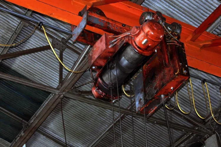 Photo #13 of OVERHEAD BRIDGE CRANES - 5 - 15 TON R & M MATERIALS HANDLING INC., CRANEVEYOR, SHAW, YALE, ACCO & MORE