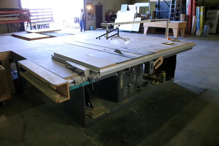 Photo #2 of DUE TO CLOSURE - UNIVERSAL EXHIBITS, INC.: WOODWORKING EQUIPMENT & MUCH MORE