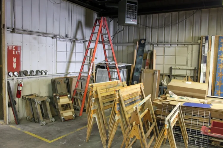 Photo #75 of DUE TO CLOSURE - UNIVERSAL EXHIBITS, INC.: WOODWORKING EQUIPMENT & MUCH MORE