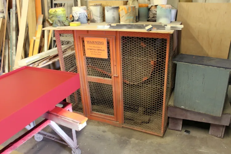 Photo #78 of DUE TO CLOSURE - UNIVERSAL EXHIBITS, INC.: WOODWORKING EQUIPMENT & MUCH MORE