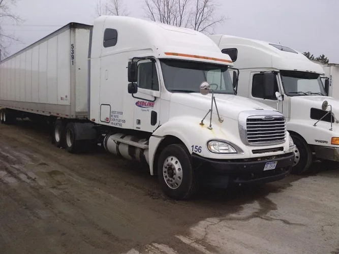 Photo #2 of BY ORDER OF THE OWNER UTICA LEASCO, LLC - ASSETS FORMERLY UTILIZED BY REDLINE ENTERPRISE, LLC: (28) FREIGHTLINER, INTERNATIONAL, VOLVO TRUCK TRACTORS AS NEW AS 2005, (38) TRAILERS AS NEW AS 2007