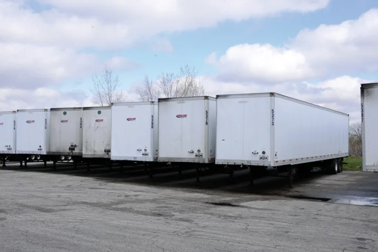 Photo #11 of BY ORDER OF THE OWNER UTICA LEASCO, LLC - ASSETS FORMERLY UTILIZED BY REDLINE ENTERPRISE, LLC: (28) FREIGHTLINER, INTERNATIONAL, VOLVO TRUCK TRACTORS AS NEW AS 2005, (38) TRAILERS AS NEW AS 2007
