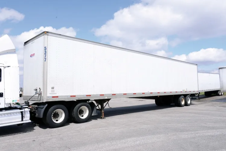 Photo #12 of BY ORDER OF THE OWNER UTICA LEASCO, LLC - ASSETS FORMERLY UTILIZED BY REDLINE ENTERPRISE, LLC: (28) FREIGHTLINER, INTERNATIONAL, VOLVO TRUCK TRACTORS AS NEW AS 2005, (38) TRAILERS AS NEW AS 2007