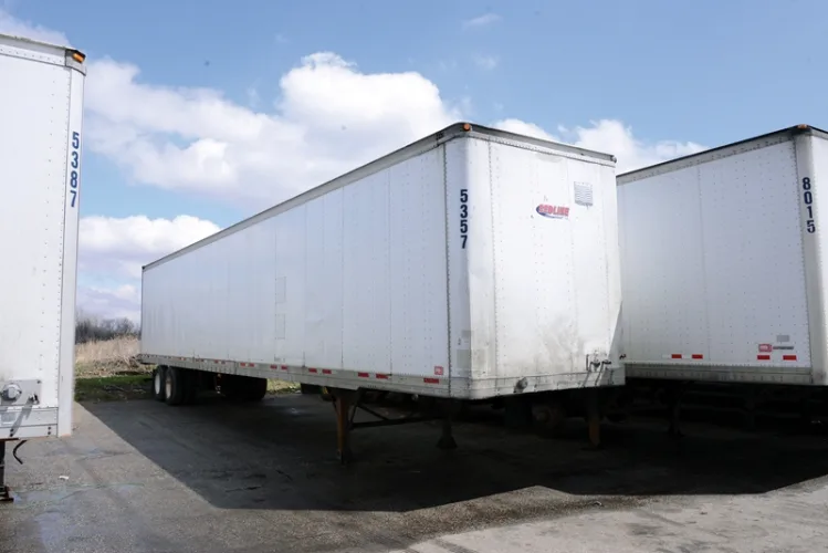 Photo #15 of BY ORDER OF THE OWNER UTICA LEASCO, LLC - ASSETS FORMERLY UTILIZED BY REDLINE ENTERPRISE, LLC: (28) FREIGHTLINER, INTERNATIONAL, VOLVO TRUCK TRACTORS AS NEW AS 2005, (38) TRAILERS AS NEW AS 2007