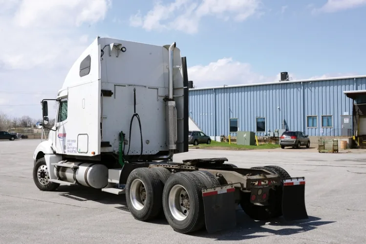 Photo #26 of BY ORDER OF THE OWNER UTICA LEASCO, LLC - ASSETS FORMERLY UTILIZED BY REDLINE ENTERPRISE, LLC: (28) FREIGHTLINER, INTERNATIONAL, VOLVO TRUCK TRACTORS AS NEW AS 2005, (38) TRAILERS AS NEW AS 2007