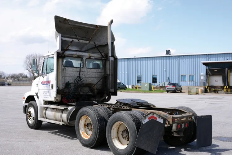Photo #32 of BY ORDER OF THE OWNER UTICA LEASCO, LLC - ASSETS FORMERLY UTILIZED BY REDLINE ENTERPRISE, LLC: (28) FREIGHTLINER, INTERNATIONAL, VOLVO TRUCK TRACTORS AS NEW AS 2005, (38) TRAILERS AS NEW AS 2007