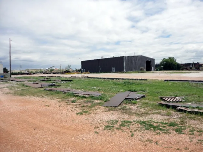 Photo #20 of THE FORMER ASSETS OF DIXIE SOUTHERN ARKANSAS, LLC, HEAVY FABRICATING FACILITY INCLUDING: LATE MODEL ROUNDO PLATE AND ANGLE ROLLS, FABRICATING MACHINERY, ROUGH TERRAIN CRANES & MORE