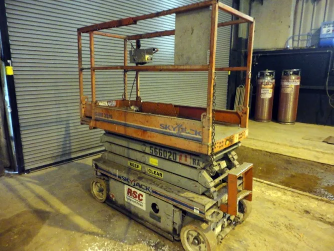 Photo #77 of THE FORMER ASSETS OF DIXIE SOUTHERN ARKANSAS, LLC, HEAVY FABRICATING FACILITY INCLUDING: LATE MODEL ROUNDO PLATE AND ANGLE ROLLS, FABRICATING MACHINERY, ROUGH TERRAIN CRANES & MORE